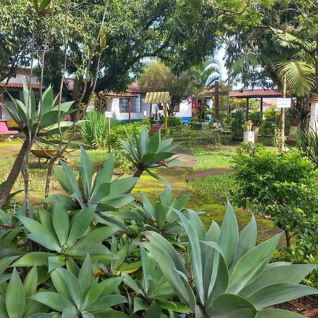 Comunidade Anuncia-Me Guaratinguetá Exterior foto