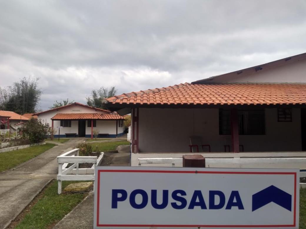 Comunidade Anuncia-Me Guaratinguetá Exterior foto